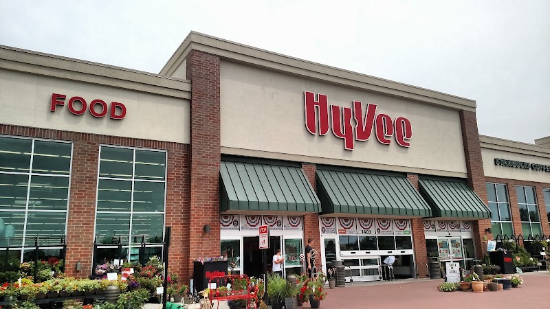 Hyvee Fast & Fresh photo 1