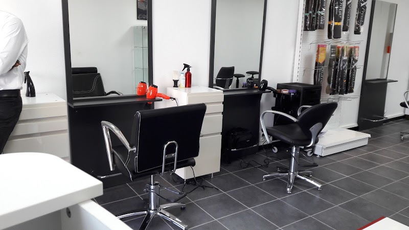 FREDDY MUAMBA KAKANDA (FREKAM COIFFURE) — photo 3