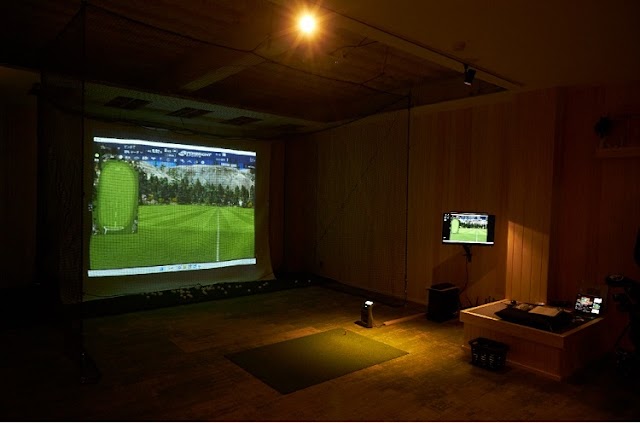 Far and Sure Golf Academy - Photo 2