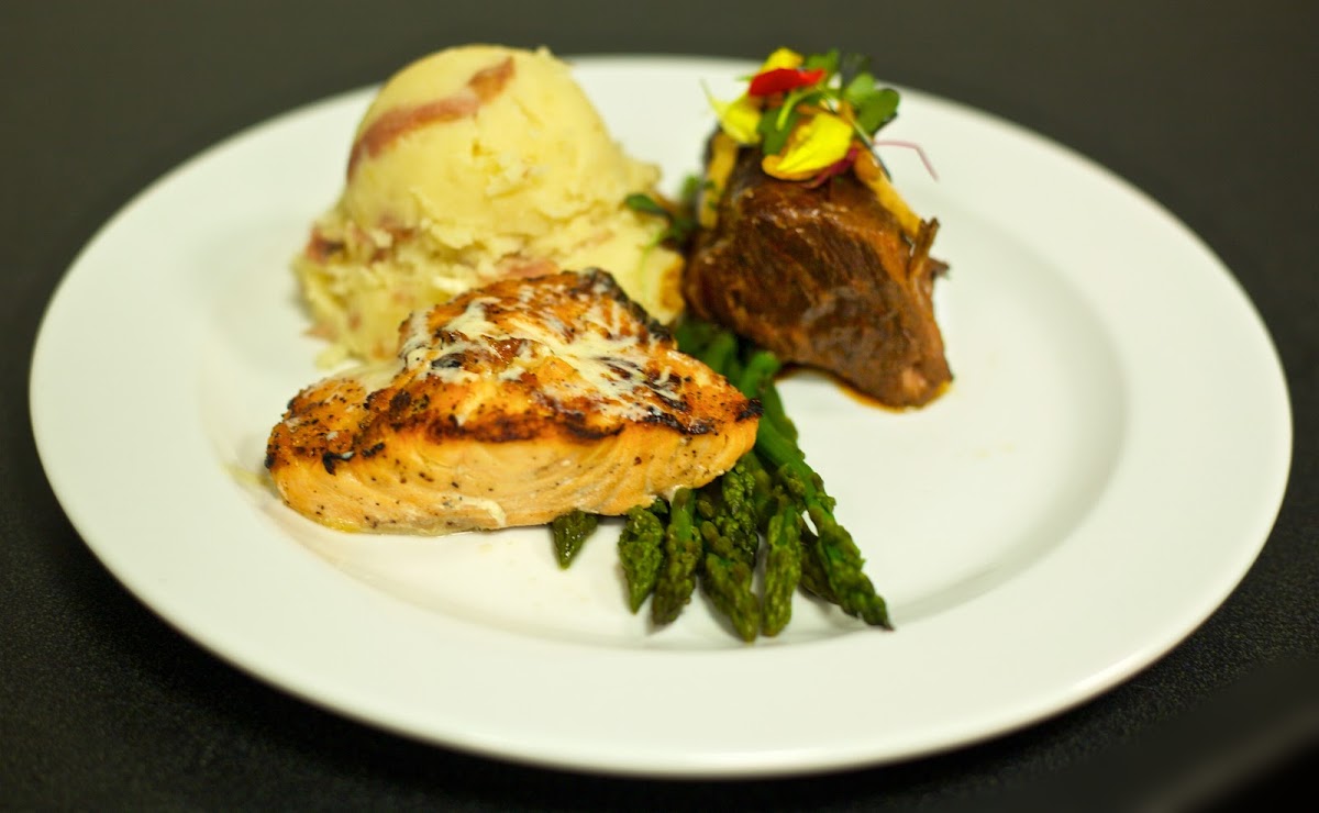 Summit Event Catering: Google Places image 5