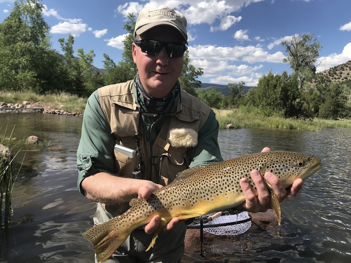 Crystal Ranch Lodge & Resort