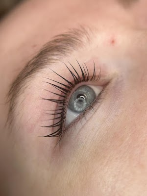 Eloquent Eyes photo 3