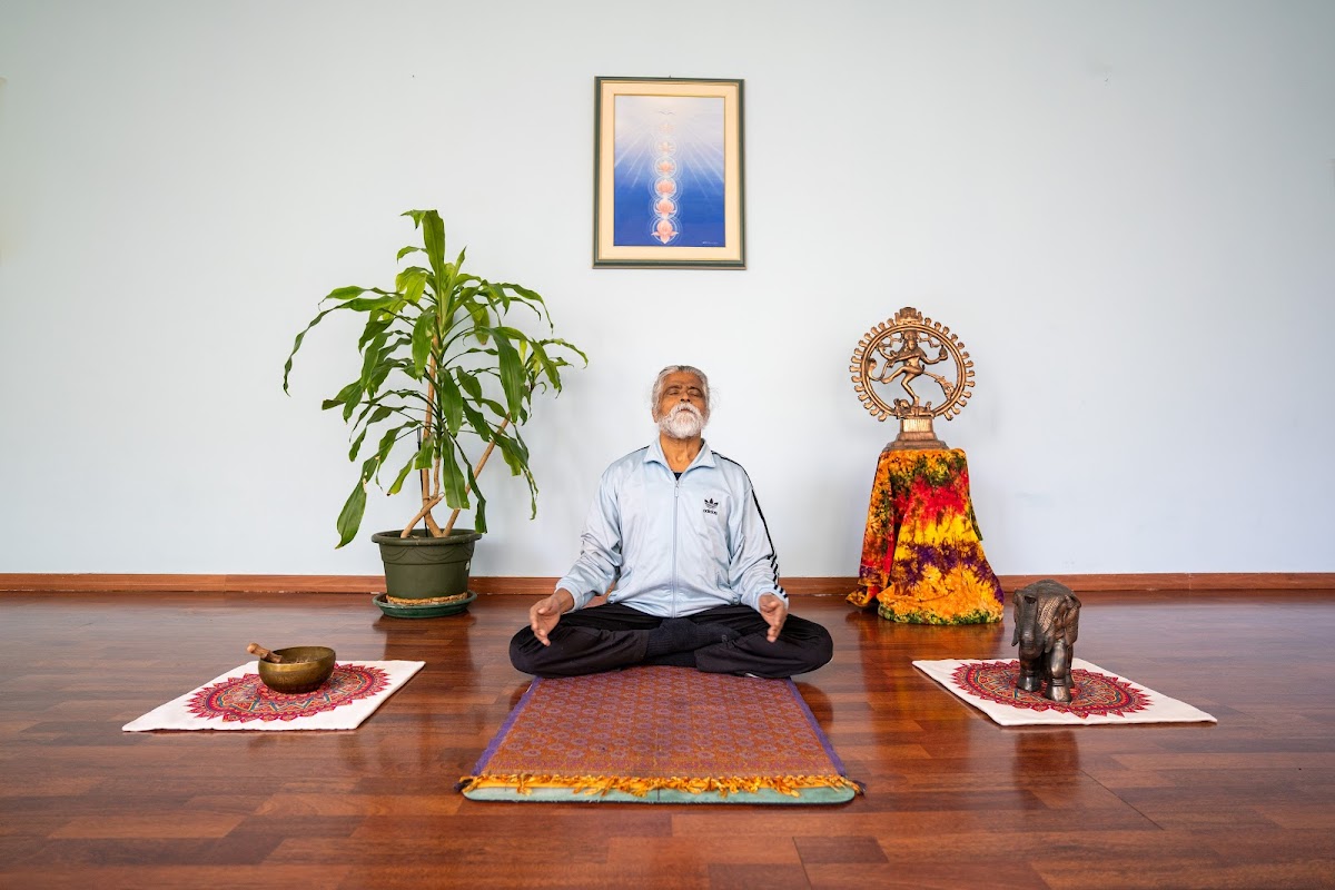 Centro Yoga Ayurveda Meditazione Riflessologia Ananda Ashram Milano — 3