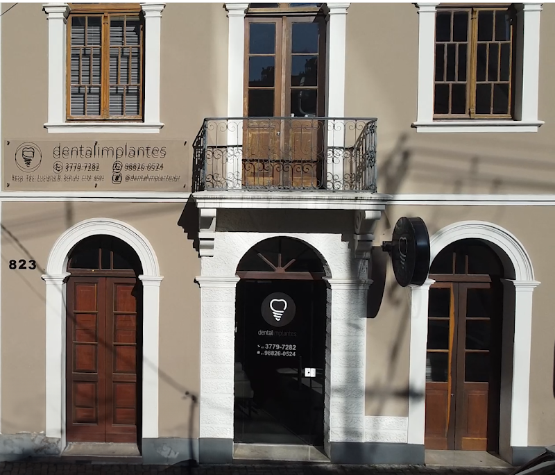 Dentalimplantes Curitiba
