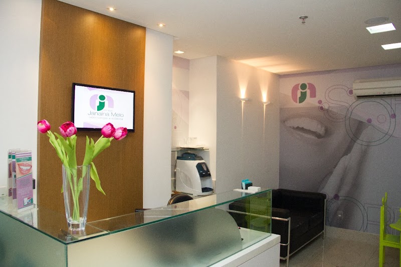 CLINICA JANAINA MELO ODONTOLOGIA E ESTÉTICA - foto 2