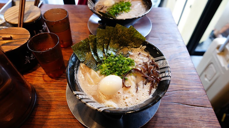 博多一双 博多駅東本店 写真3