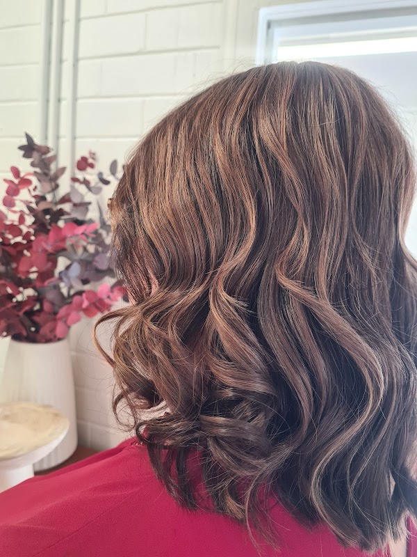 Full Circle Hair Studio photo 1