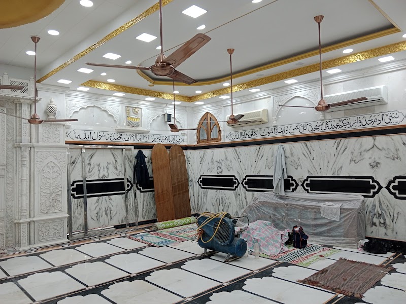 Karol Bagh Jama masjid photo 2