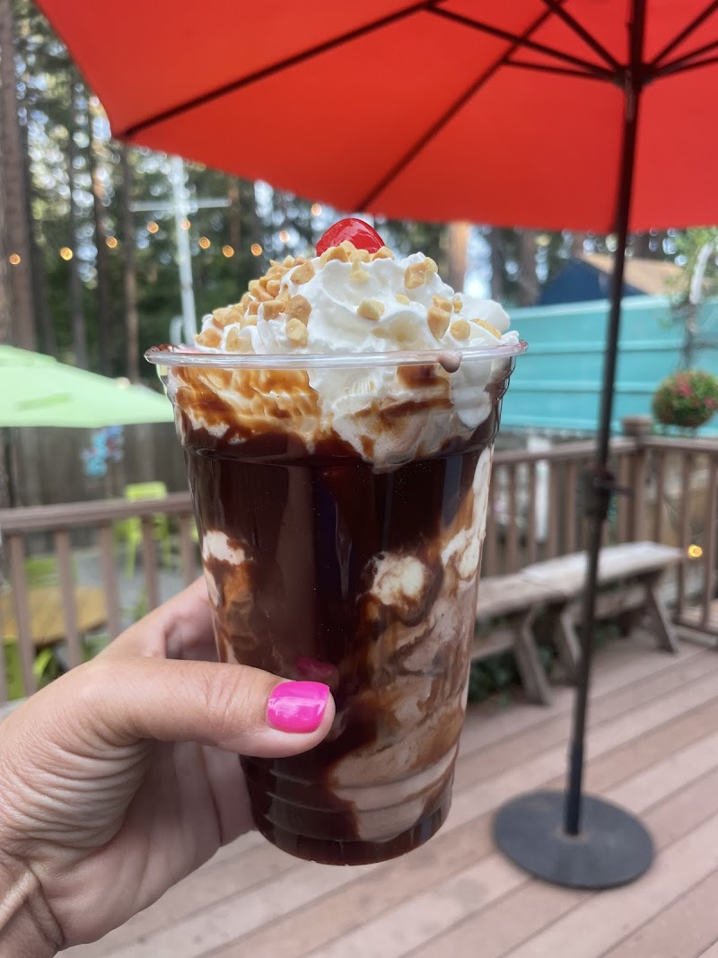 Log Cabin Ice Cream & Coffee photo 4