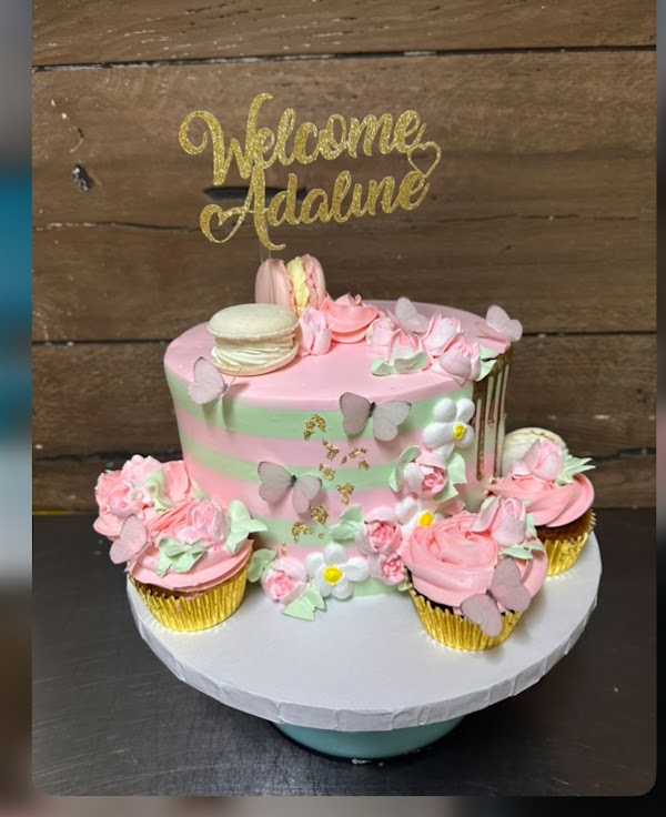 Photo by Sugar Diva Bakery & Cafe