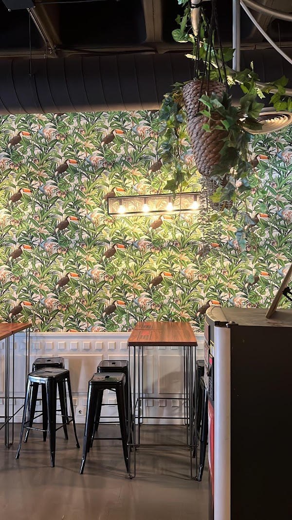 Mogambo Tomares Tapas Bar