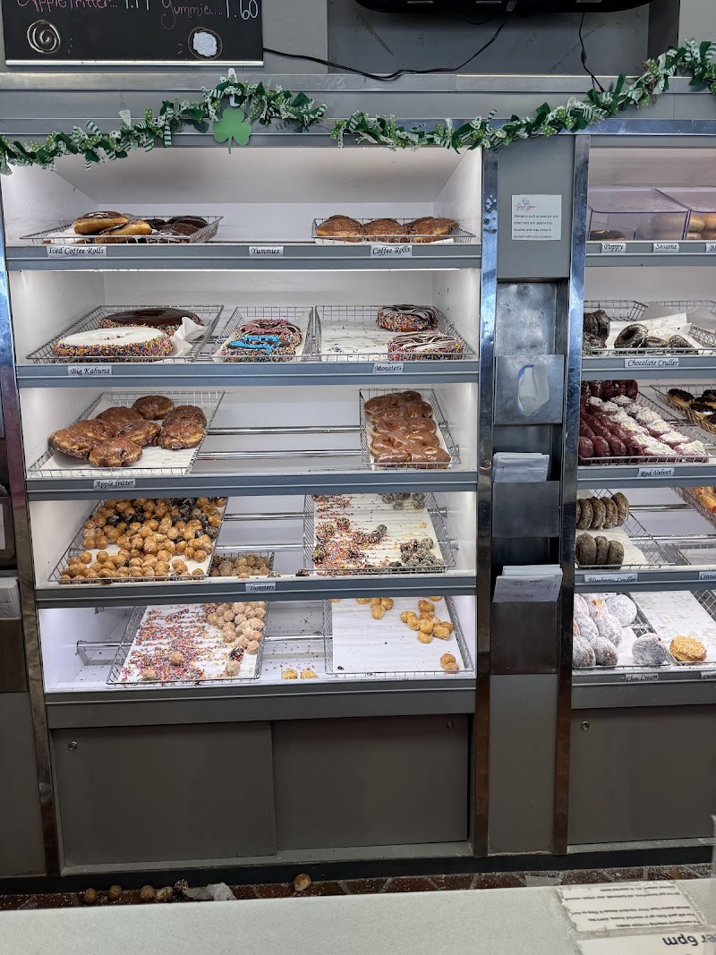 Yum Yum Bake Shops photo 4