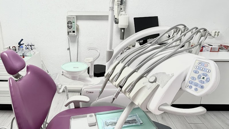 Dra. Pilar Garrido Lapeña