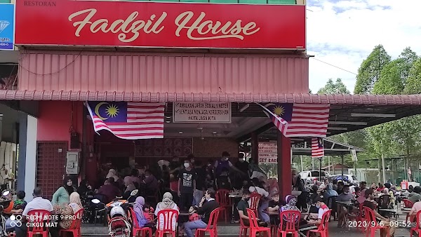 Roti Bakar Arang Fadzil House