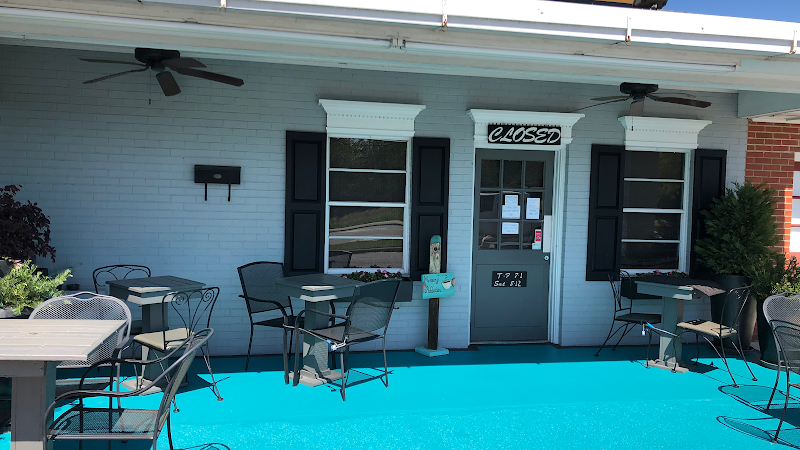 Morning Addiction Coffeehouse photo 3