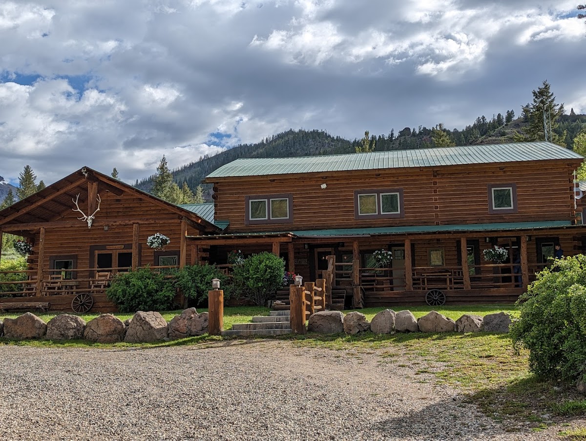 Crossed Sabres Ranch