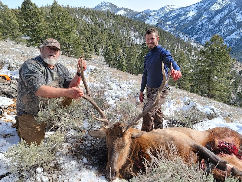Castle Creek Outfitters - Photo 1