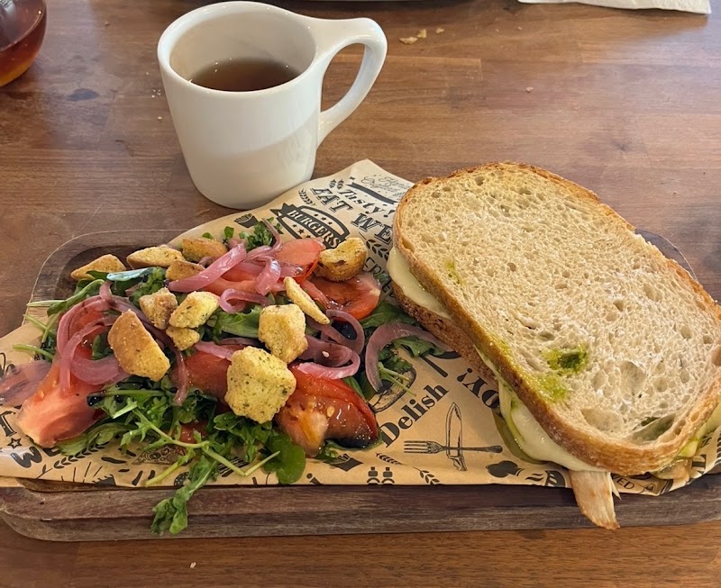 Sweet Touch Cafe & Svitoch photo 3