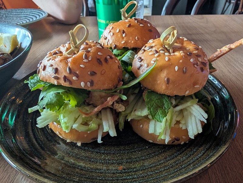 LadyBoy Dining photo 4