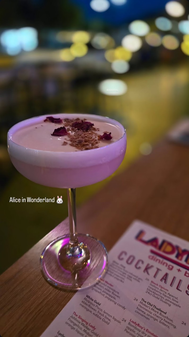 LadyBoy Dining photo 8