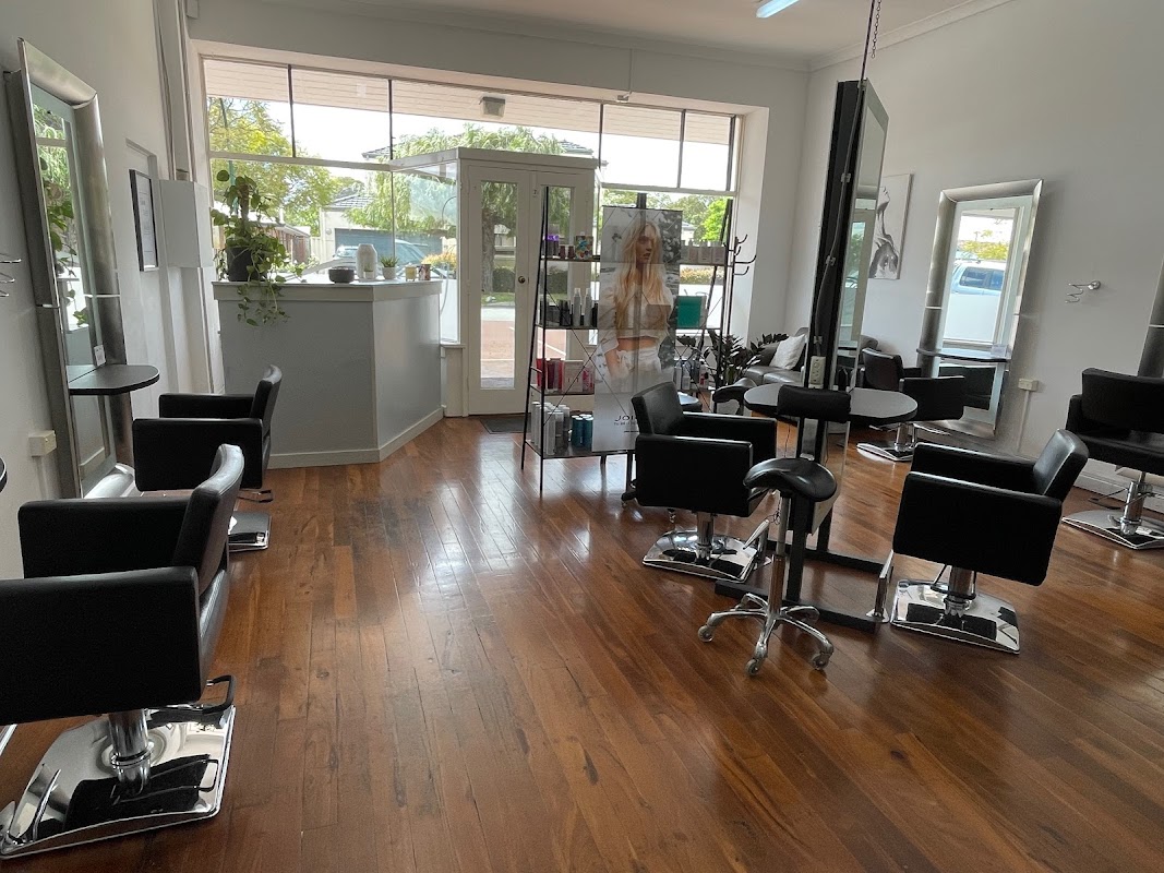 Edina Hair Studio photo 1