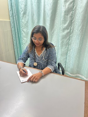 Dr. Sandhya Shah- Maternity| Infertility|PCOD| Menstrual disorders| Fibroids |MTP|contraception| Best Gynaecologist in Bandra