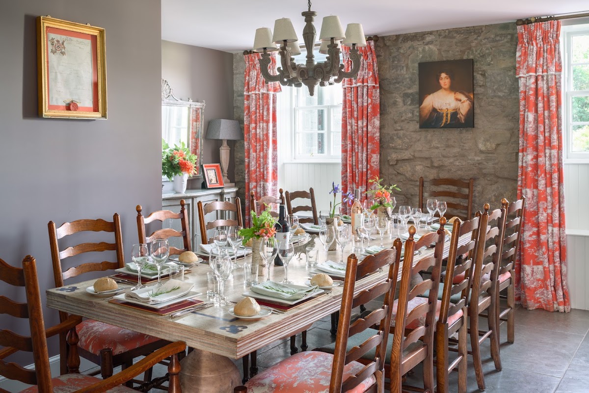 Meikleour Arms, dog-friendly hotel, photo 5