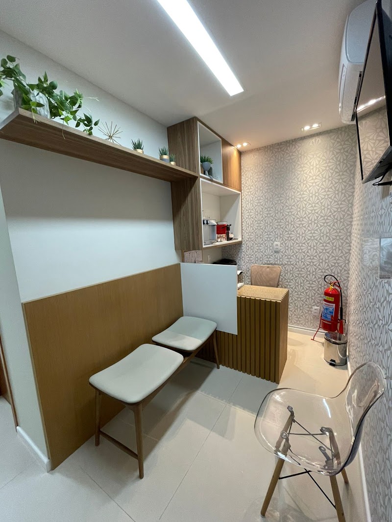 Dr. Roberto Gomes - cirurgião Bucomaxilofacial