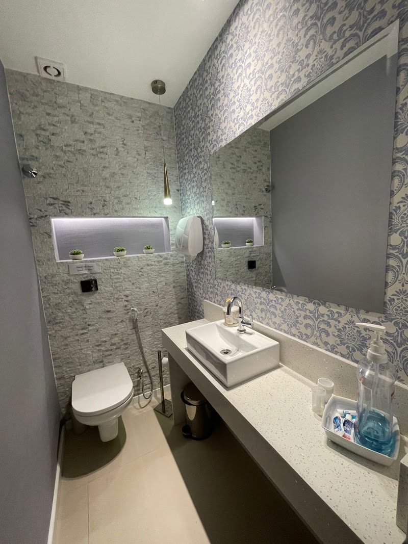 Dr. Roberto Gomes - cirurgião Bucomaxilofacial - foto 3