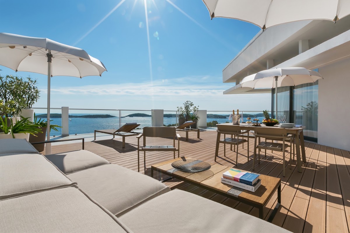 Amfora Hvar Grand Beach Resort, dog-friendly hotel, photo 2