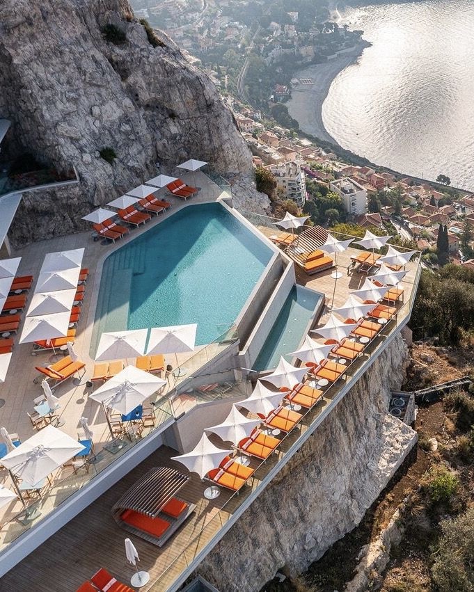 Primavera Yoga | Retreats in Italy, Ischia, Capri, Monaco & French Riviera — 4
