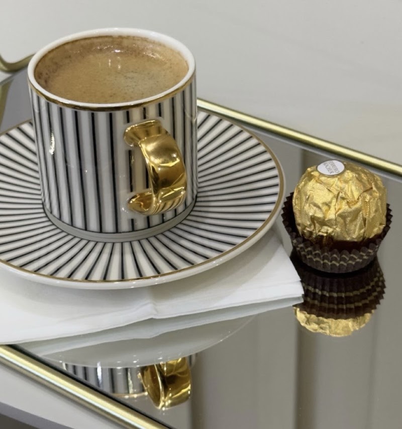 Dra Graziely Oliveira - Dentista no Batel - Harmonização Facial no Batel - foto 4