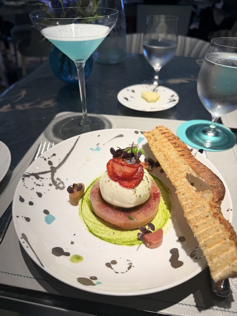 Blue Box Café by Daniel Boulud photo 3