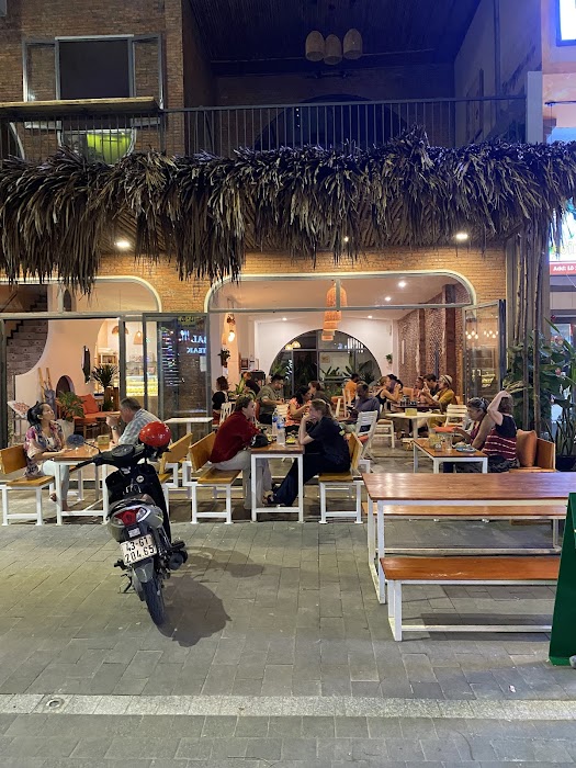 Roots Plant-Based Cafe fotoğraf 1