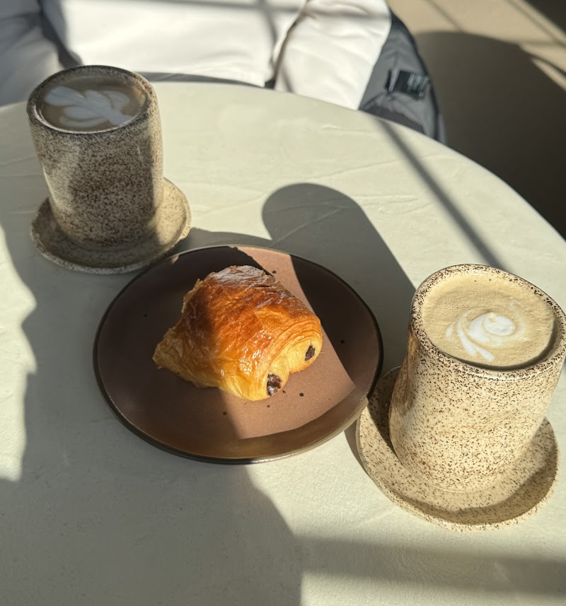 Kompound Cafe photo 2