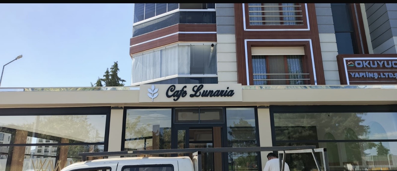 Cafe Lunaria Balıkesir mekanı