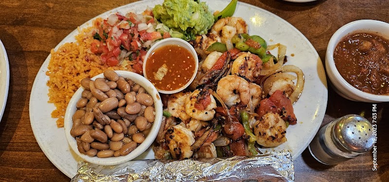 Roberto's Cafe photo 2