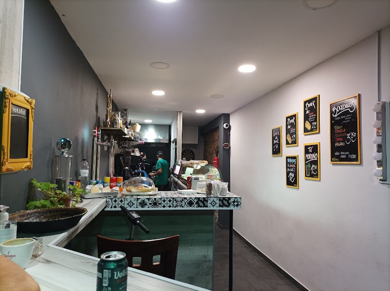 Mami BORNE | Restaurant de menjar autèntic photo 1