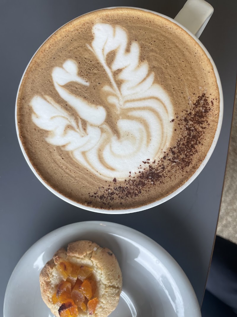 Persnickety Crane Cafe photo 3