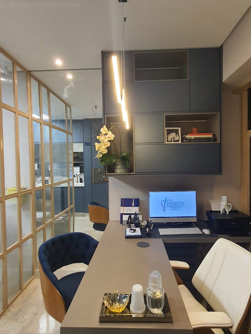 Dra Alessandra Polanczyk- Endodontista - foto 2