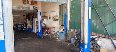 Özer Oto Tamir Bakım Servisi - Oto Servisi