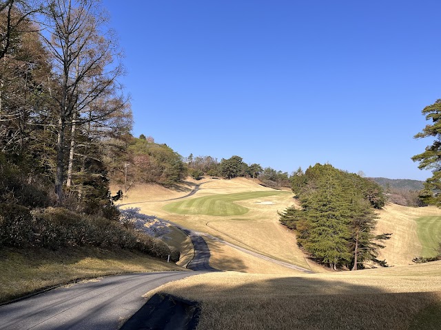 Green Highland Country Club - Photo 3