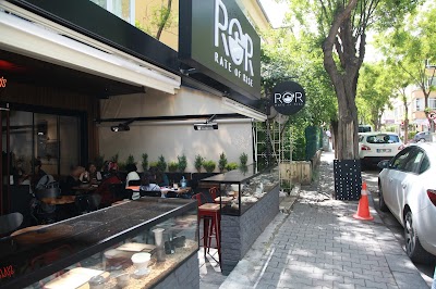 ROR Cafe & Roastery - Kafe