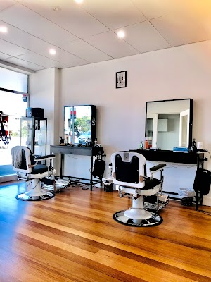 HUSTLE BARBERSHOP photo 2