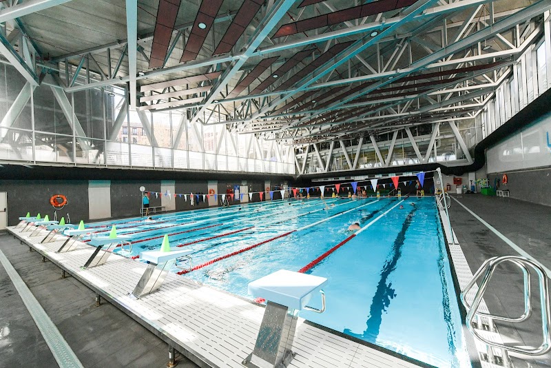 Centro Deportivo Municipal la Cebada