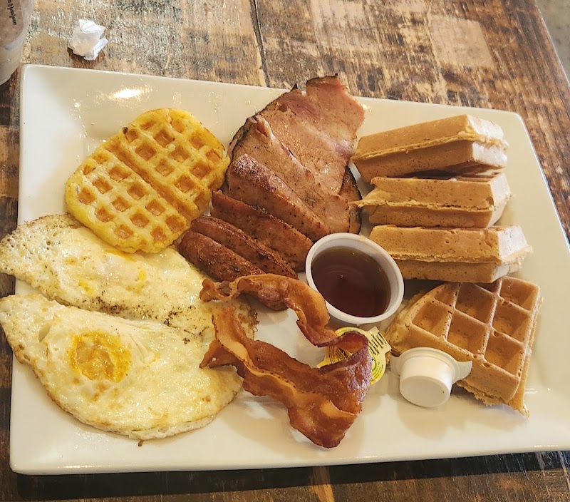 Le Bistreaux Coffee And Waffle Bar photo 3