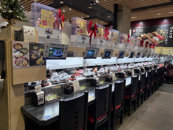 Kura Revolving Sushi Bar photo 8