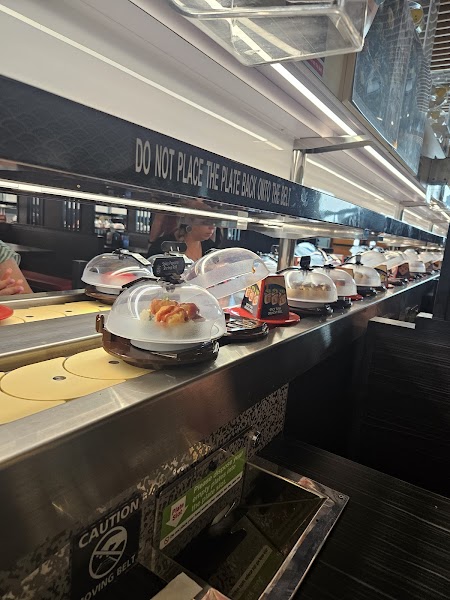 Kura Revolving Sushi Bar photo 3