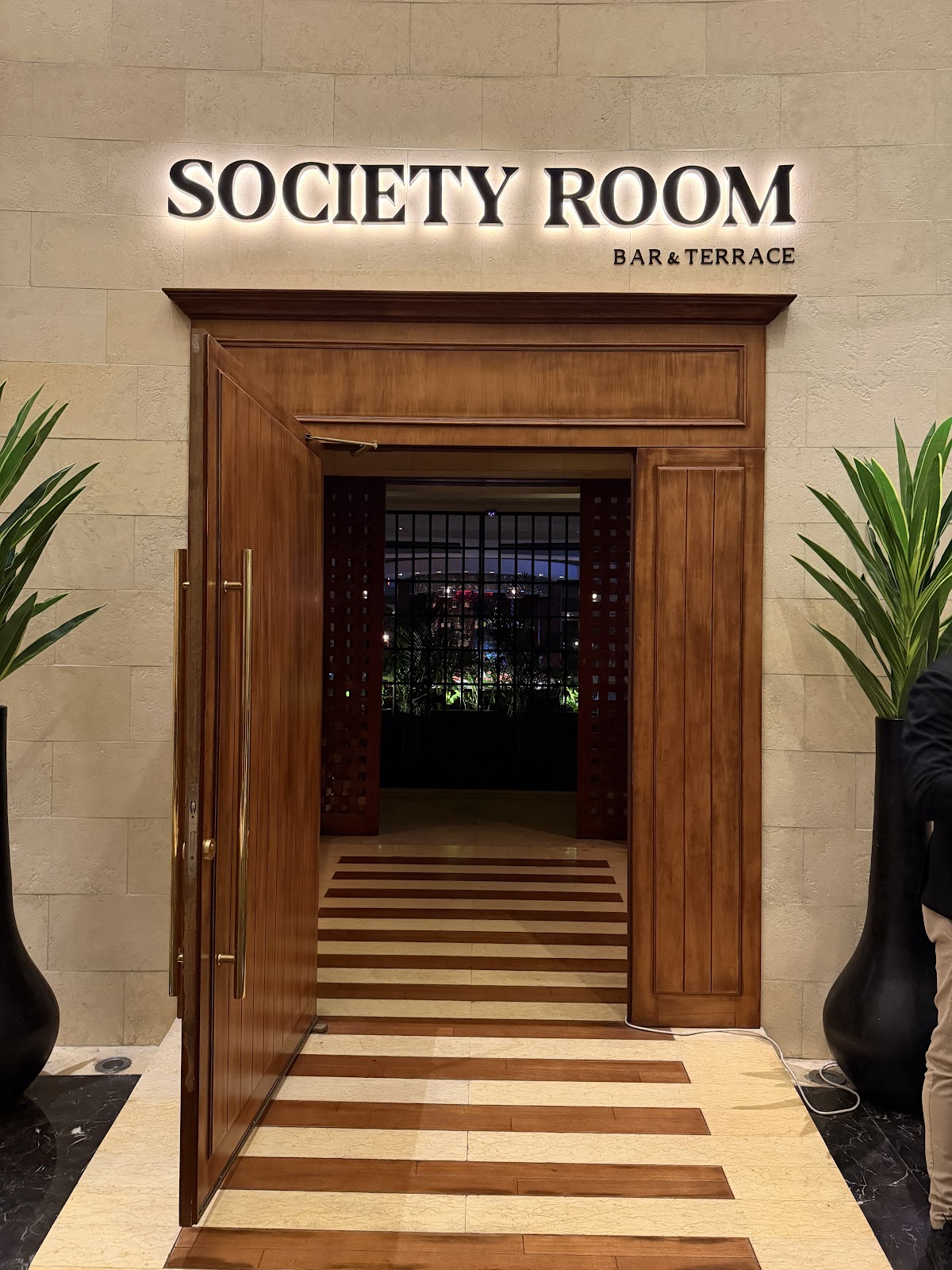 Society Room Dubai 2