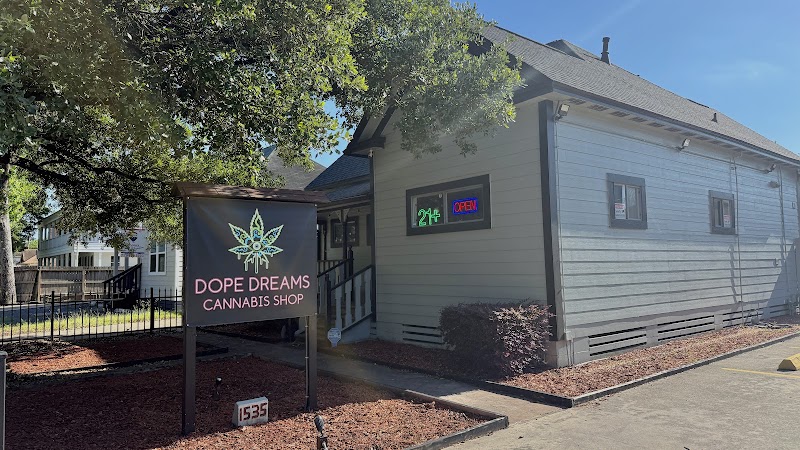 Video tour of Dope Dreams retail environment